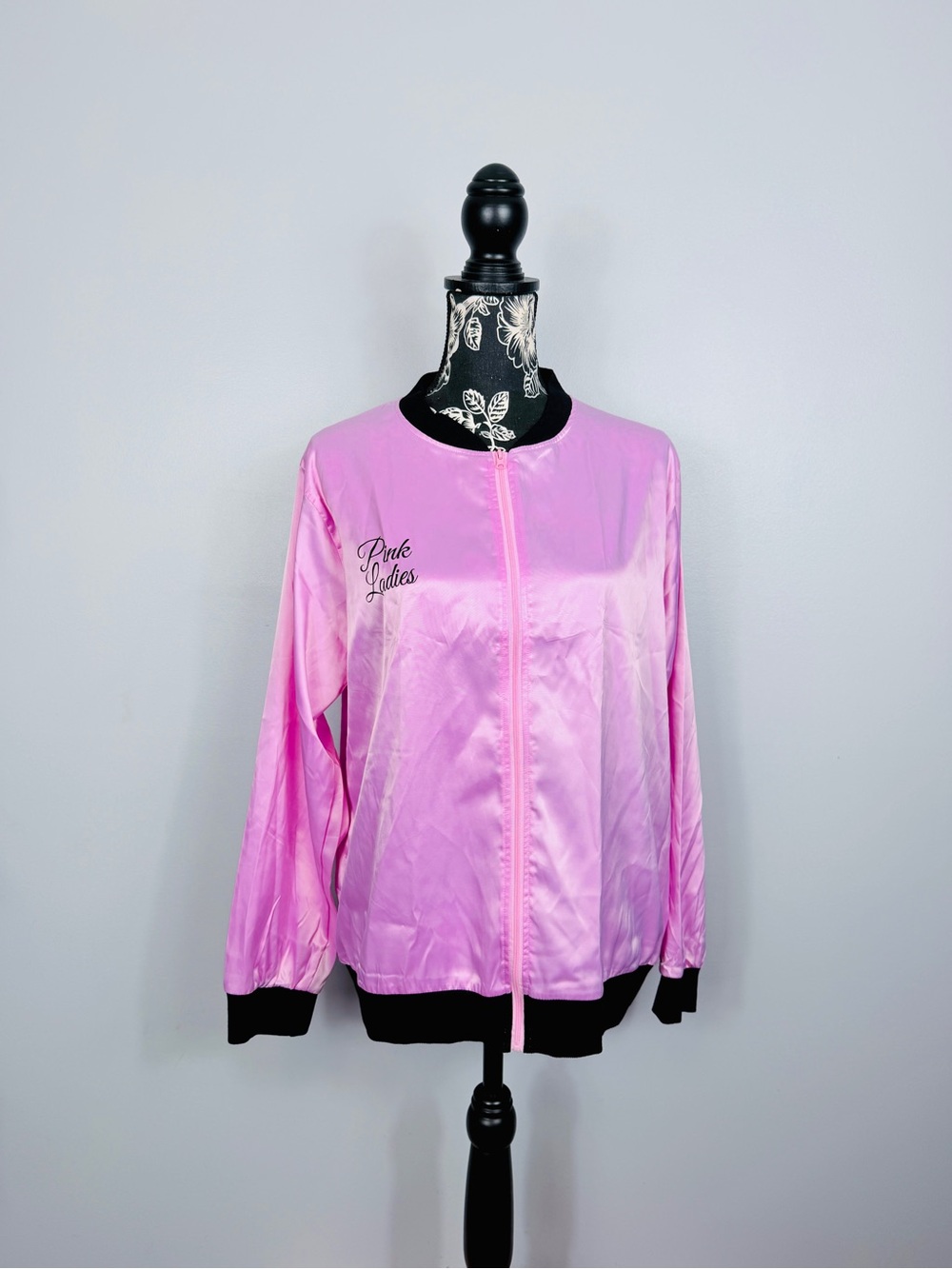Pink Ladies satin pink/black Grease 1950s Halloween full zip jacket size large